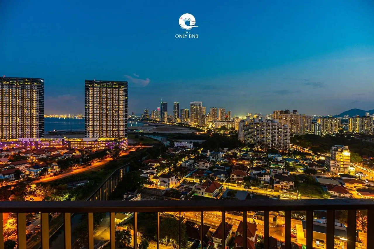 公寓 Opulent Seaview Projector Lounge By The Only Bnb Tanjung Tokong